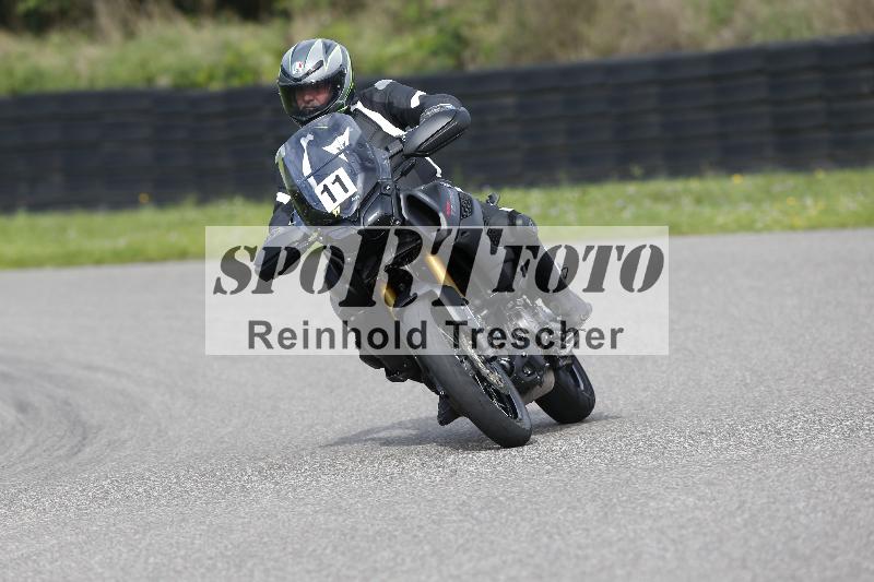 /53 16.09.2025 Track Day Domi Aegerter ADR/Gruppe gelb/11